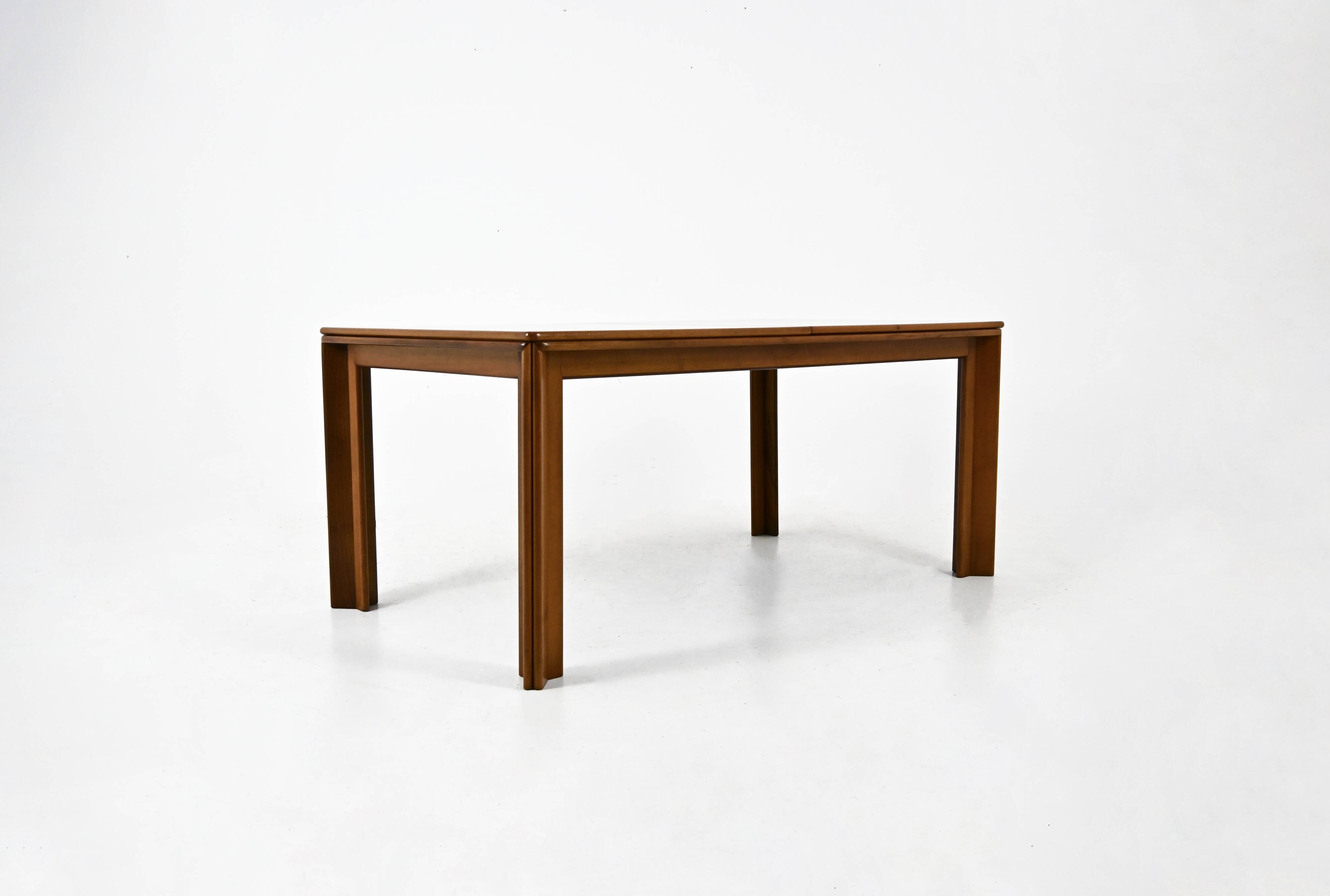 Table à rallonges « Mou » par Afra & Tobia Scarpa pour Molteni, années 1970