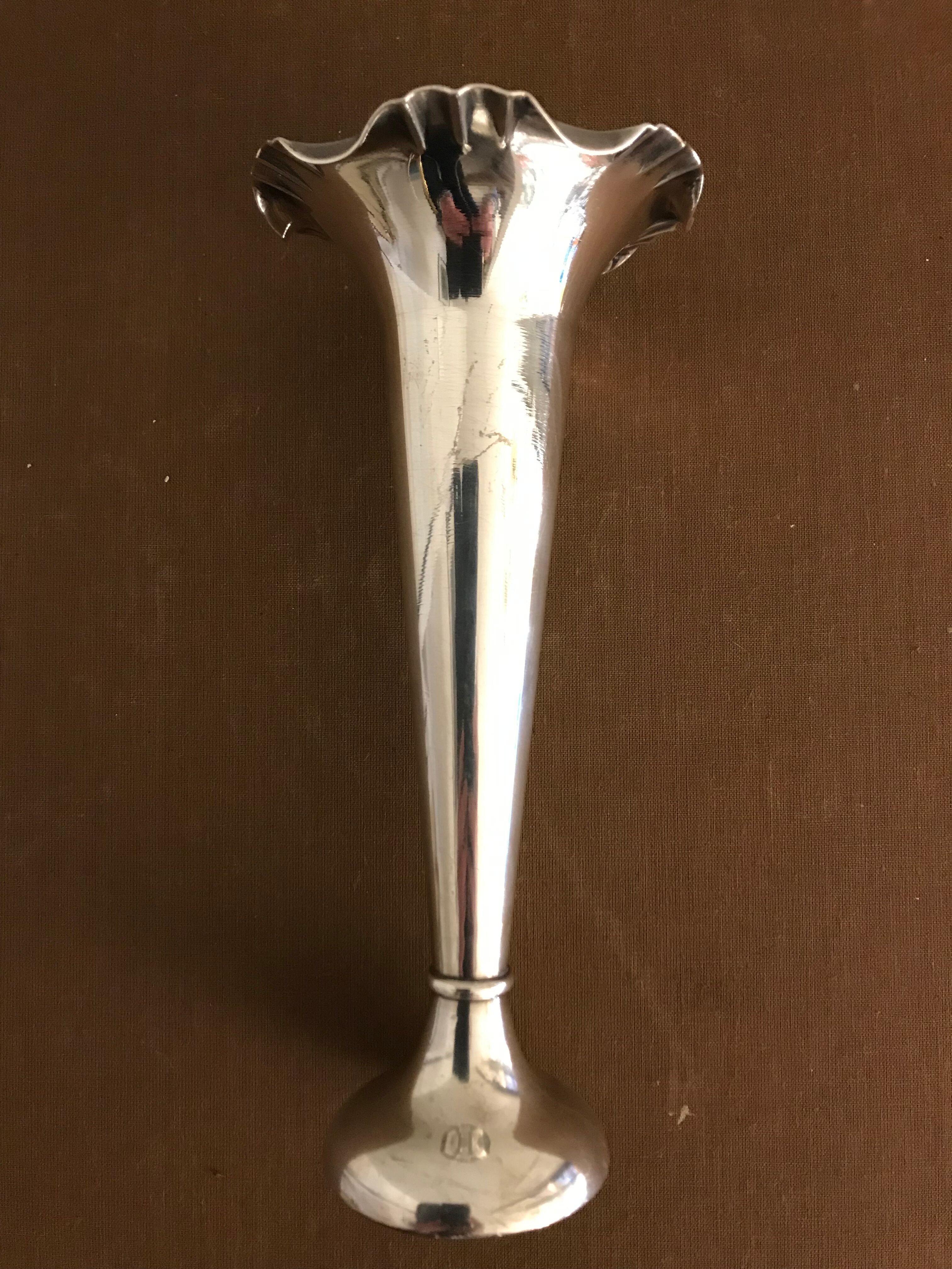 Art deco vase in silver metal Félix Frères Toulouse