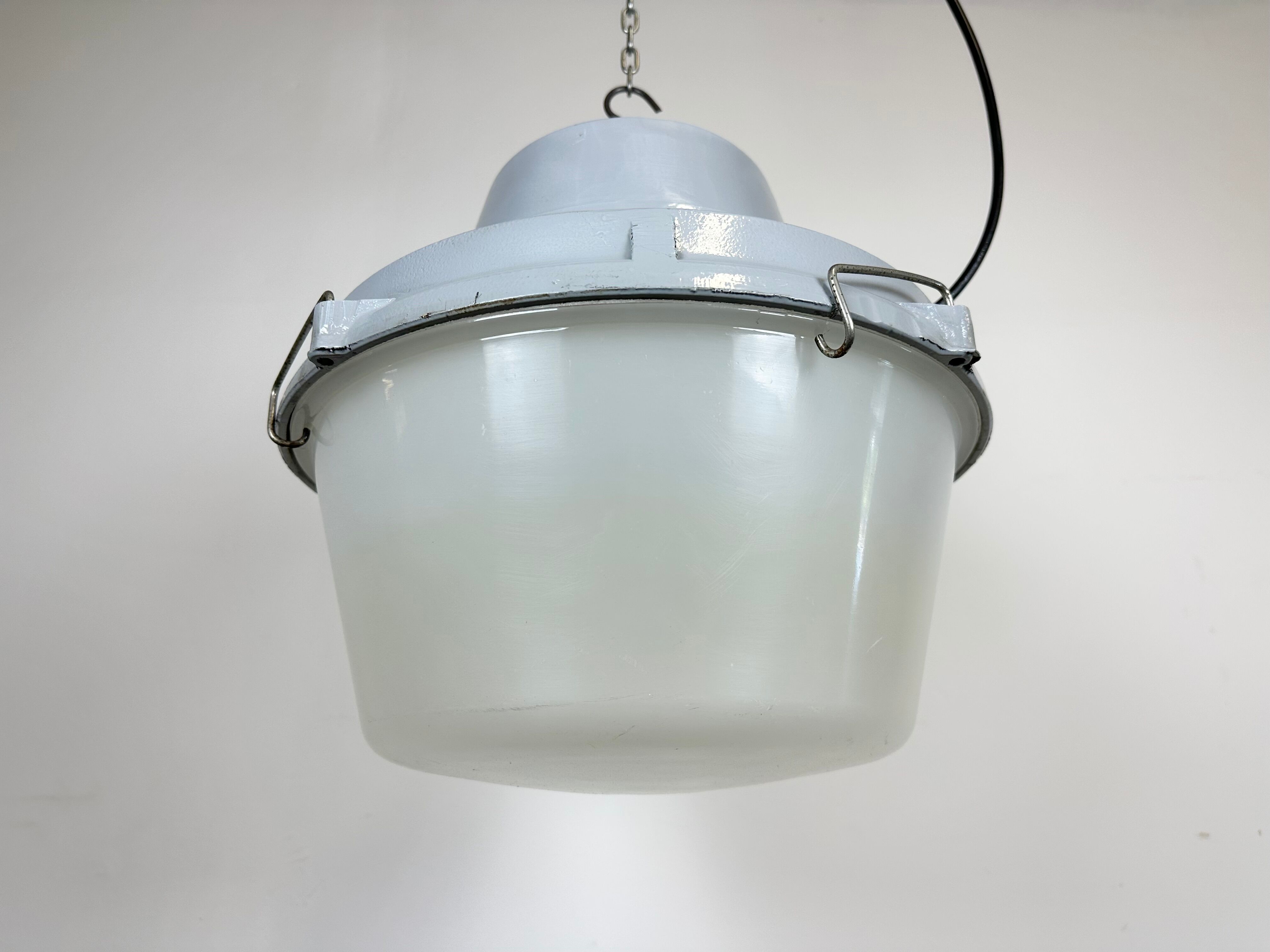 Grey Industrial Cast Aluminium Pendant Lamp, 1980s