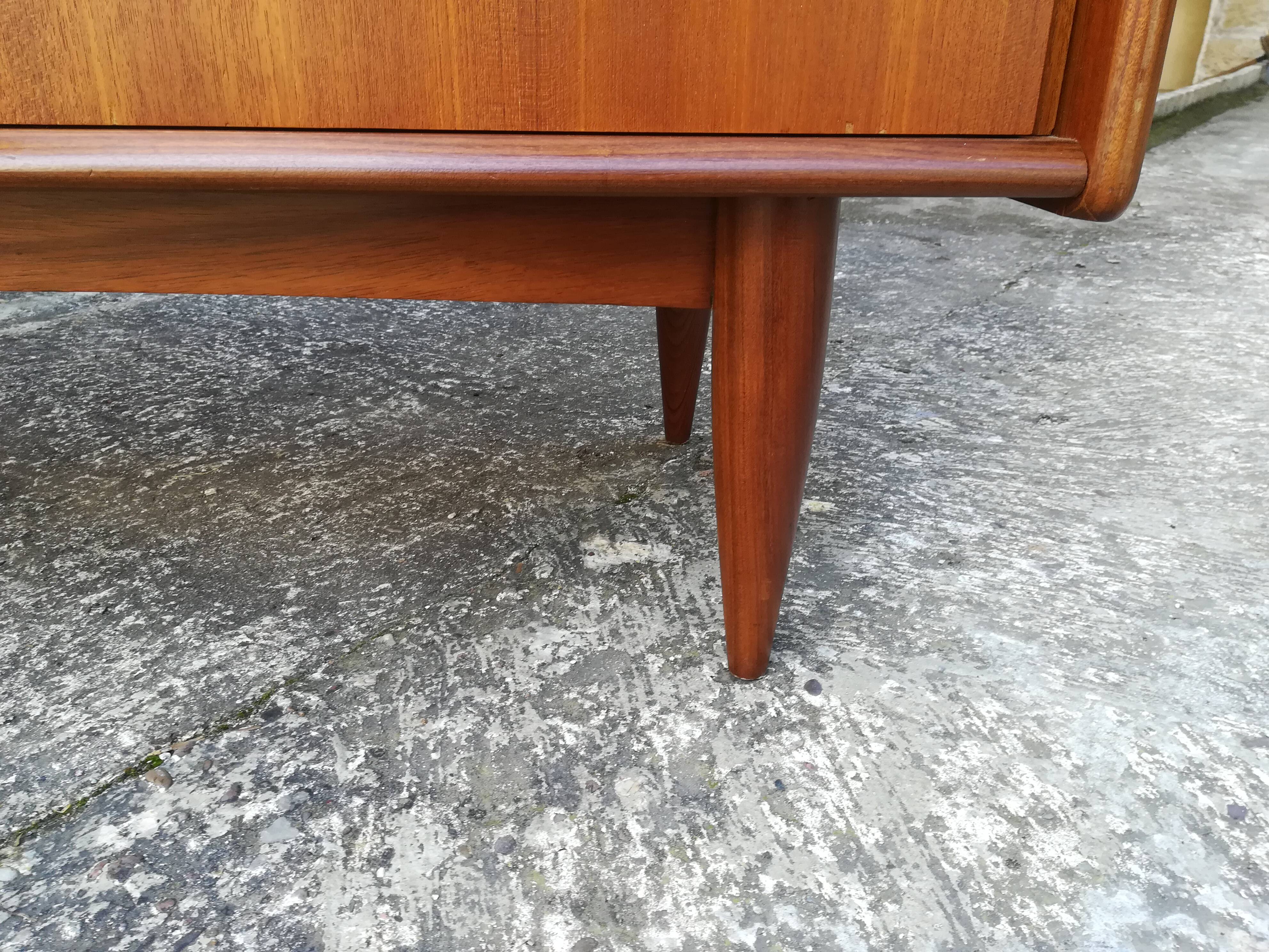 Scandinavian enfilade