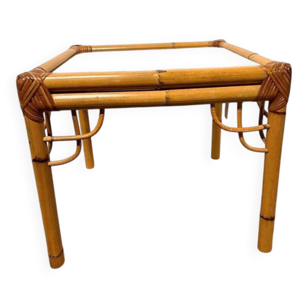 Table d'appoint en rotin et verre