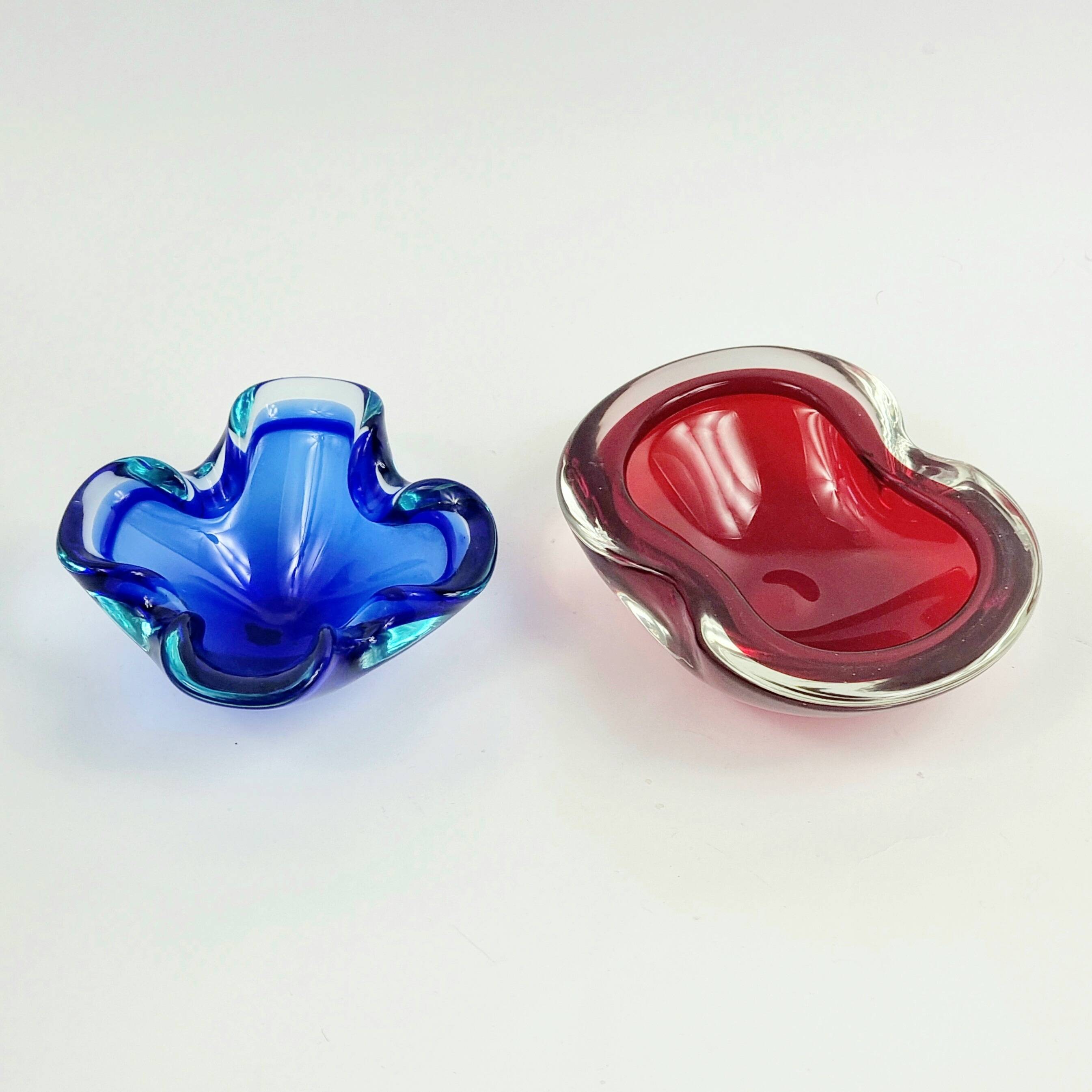 Murano glass Sommerso ashtrays from the mid-century by F. Poli for Seguso