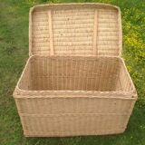 Wicker malle