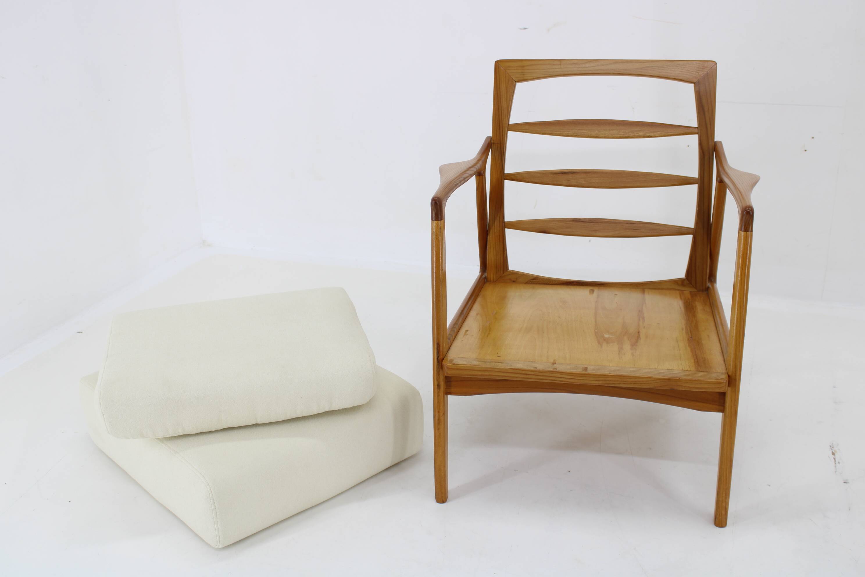 1970s Pair of Restored Armchairs by Drevotvar, Czechoslovakia