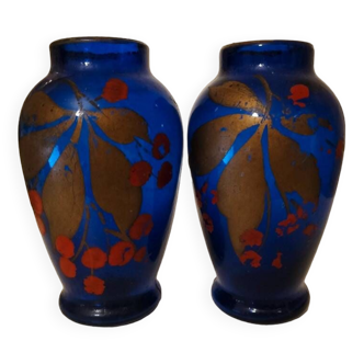 Paire de vases anciens