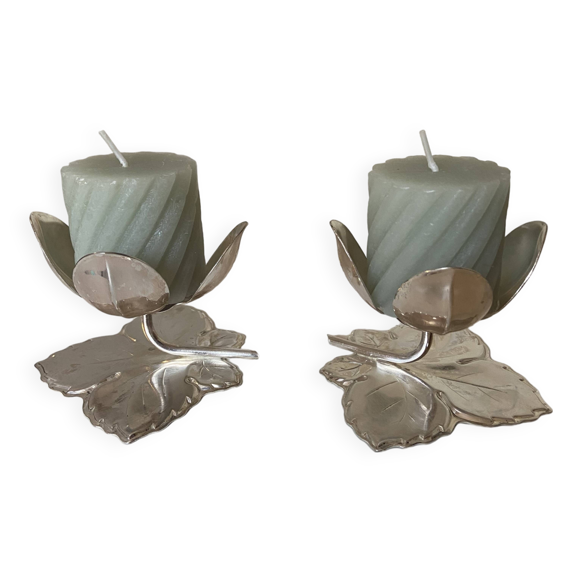 Set of 2 Silver Candle Holders - Tulip Shape on Vine Leaf