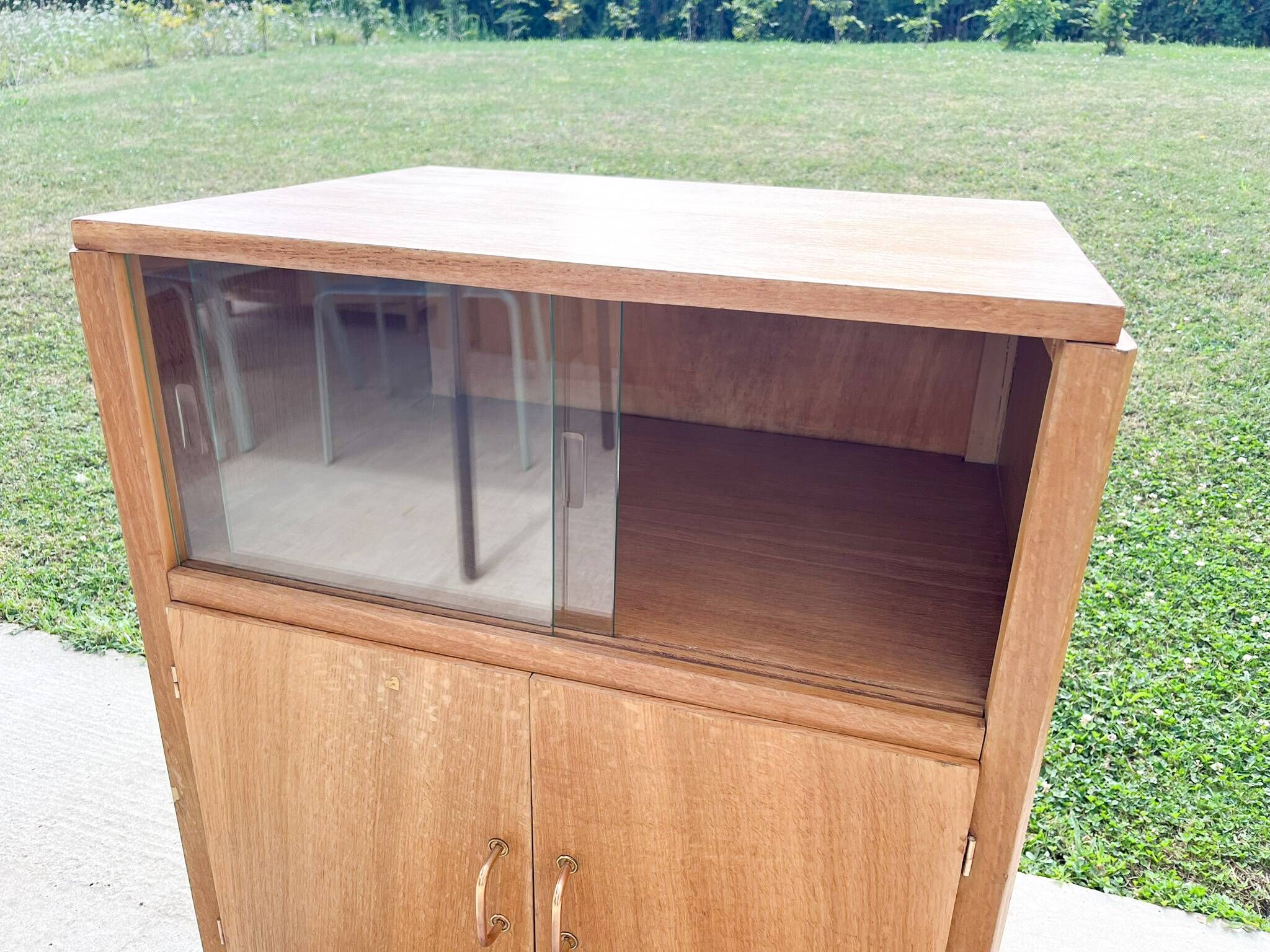 Meuble d'appoint , bar ou HI FI , pieds compas