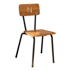 Chaise d'écolier, enfant
