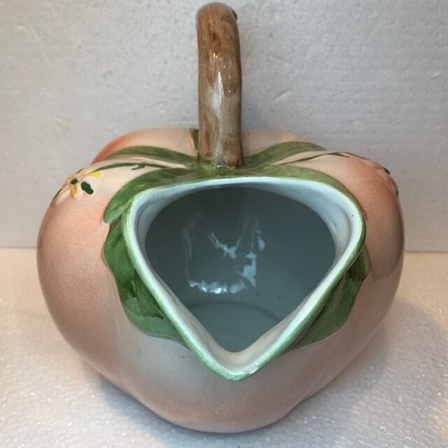 Pitcher dabbling vintage tomato tomato France