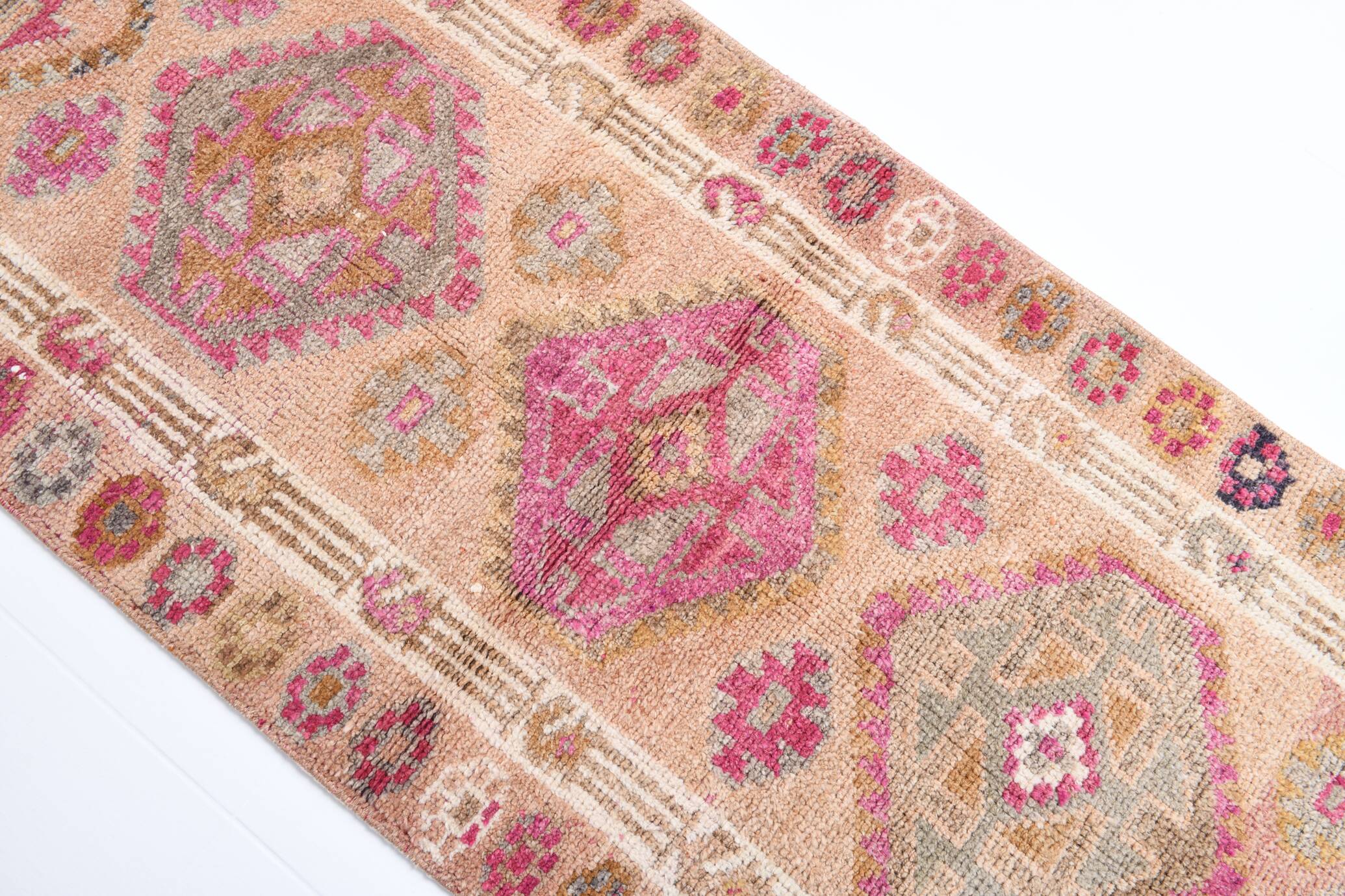 Shades Of Pink Cream Vintage Runner Rug, 85x330Cm