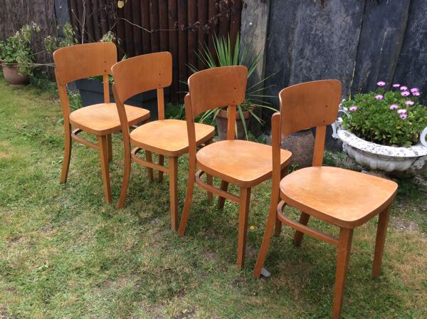 Chaises vintage estampillées Thonet en bois de hêtre courbé aux dossiers incurvés