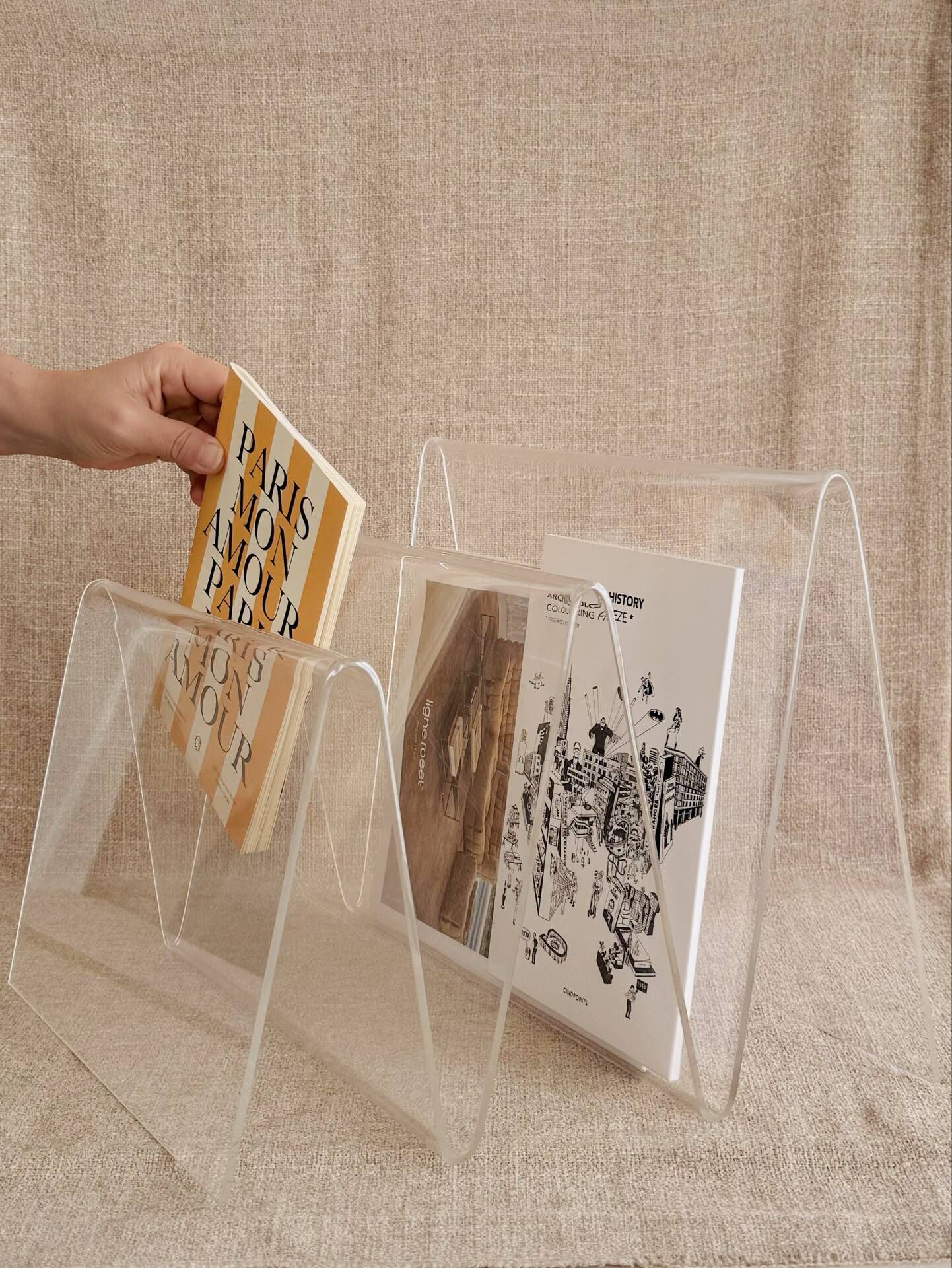 Porte revues magasines en plexiglas zig zag années 80/90