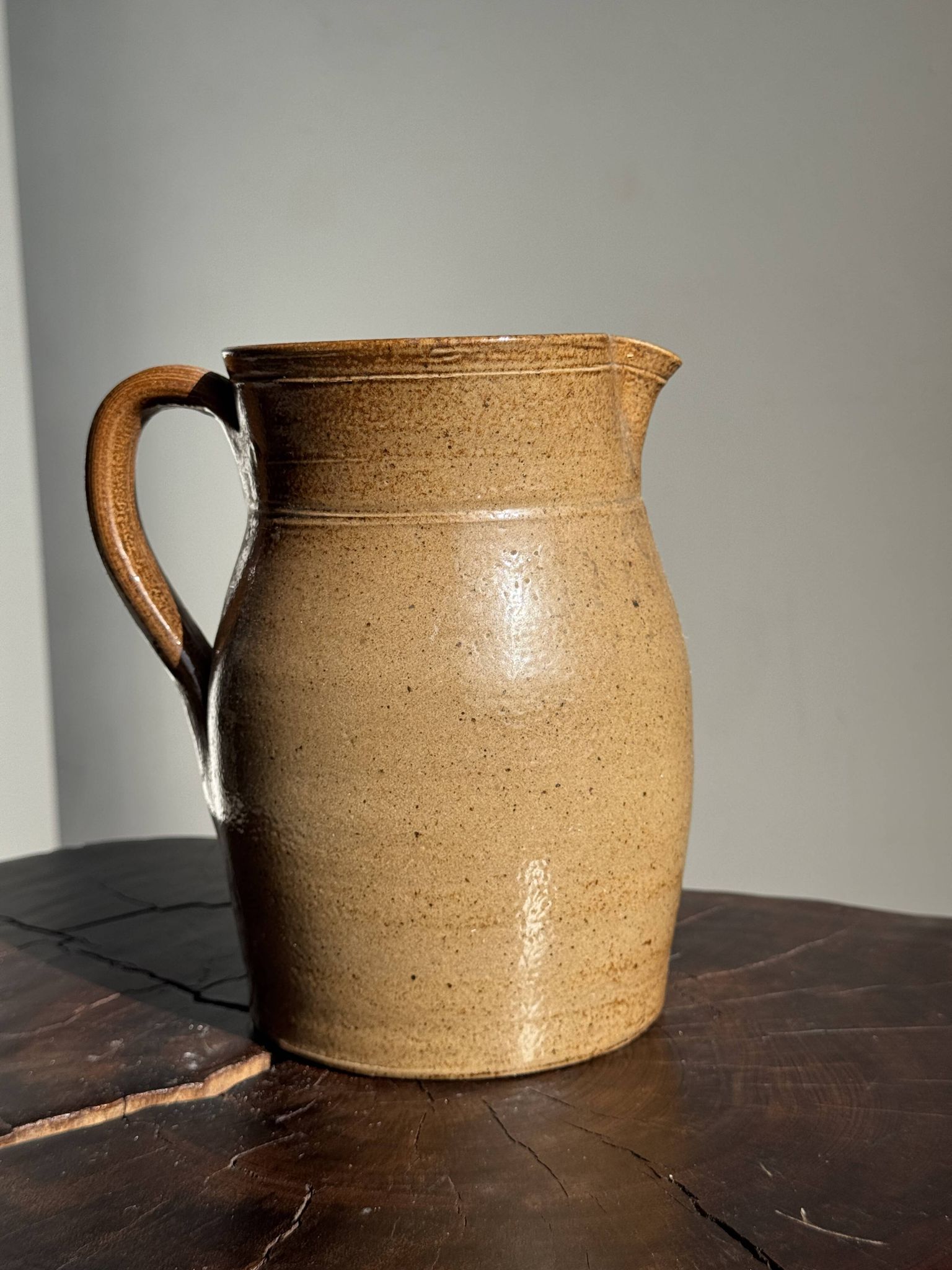 Large stoneware jug marked with pencil underneath H20 D11.