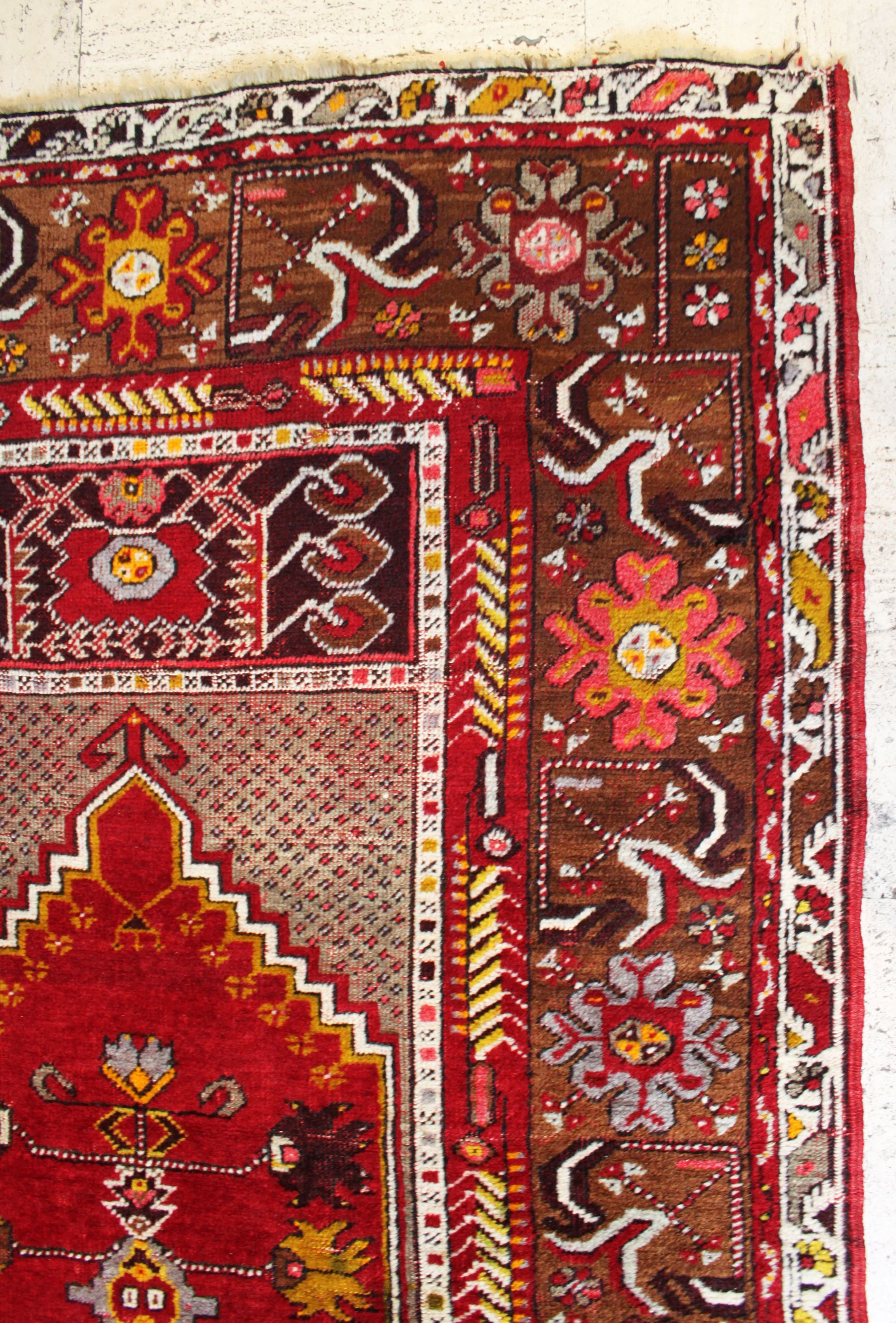 Prayer rug Kirsehir, Anatolia, Türkiye.
