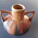 Vase en grès art déco signé