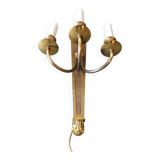 Wall lamp in the shape of a 1940 quiver with three arms, gilded brass and solid mahogany.