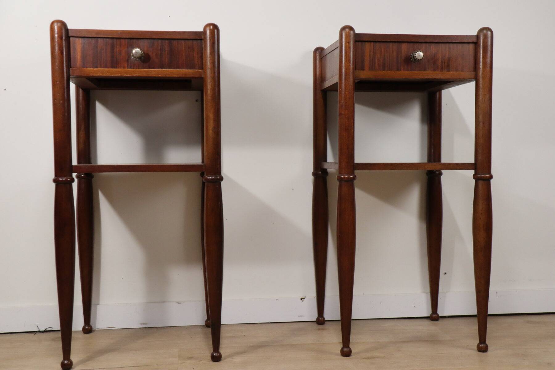 Art Deco pair of nightstands in walnut – 1940s