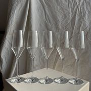 Lot de 5 grandes flûtes à champagne