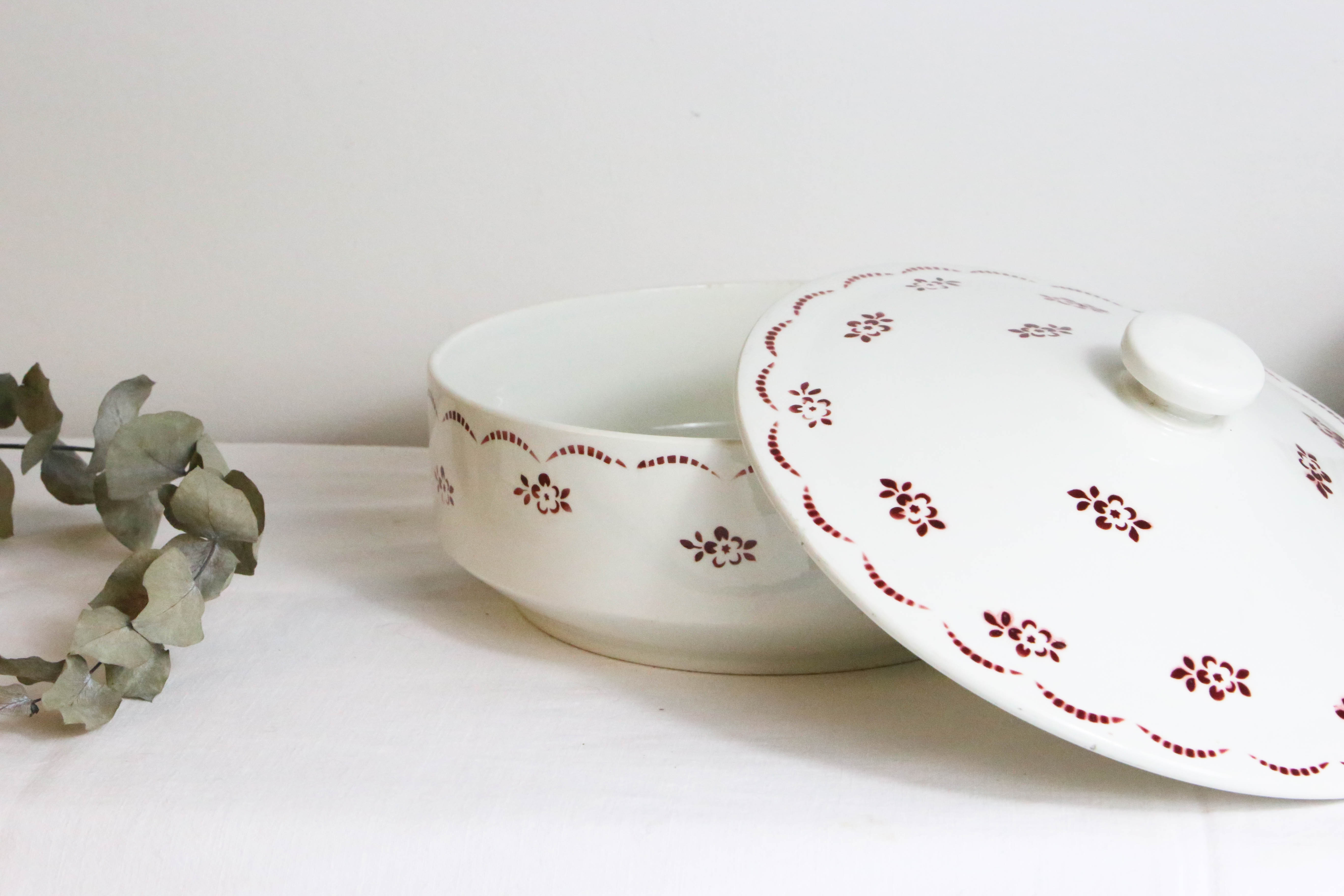 Ceramic soup kitchen, Moulin des Loups, vintage