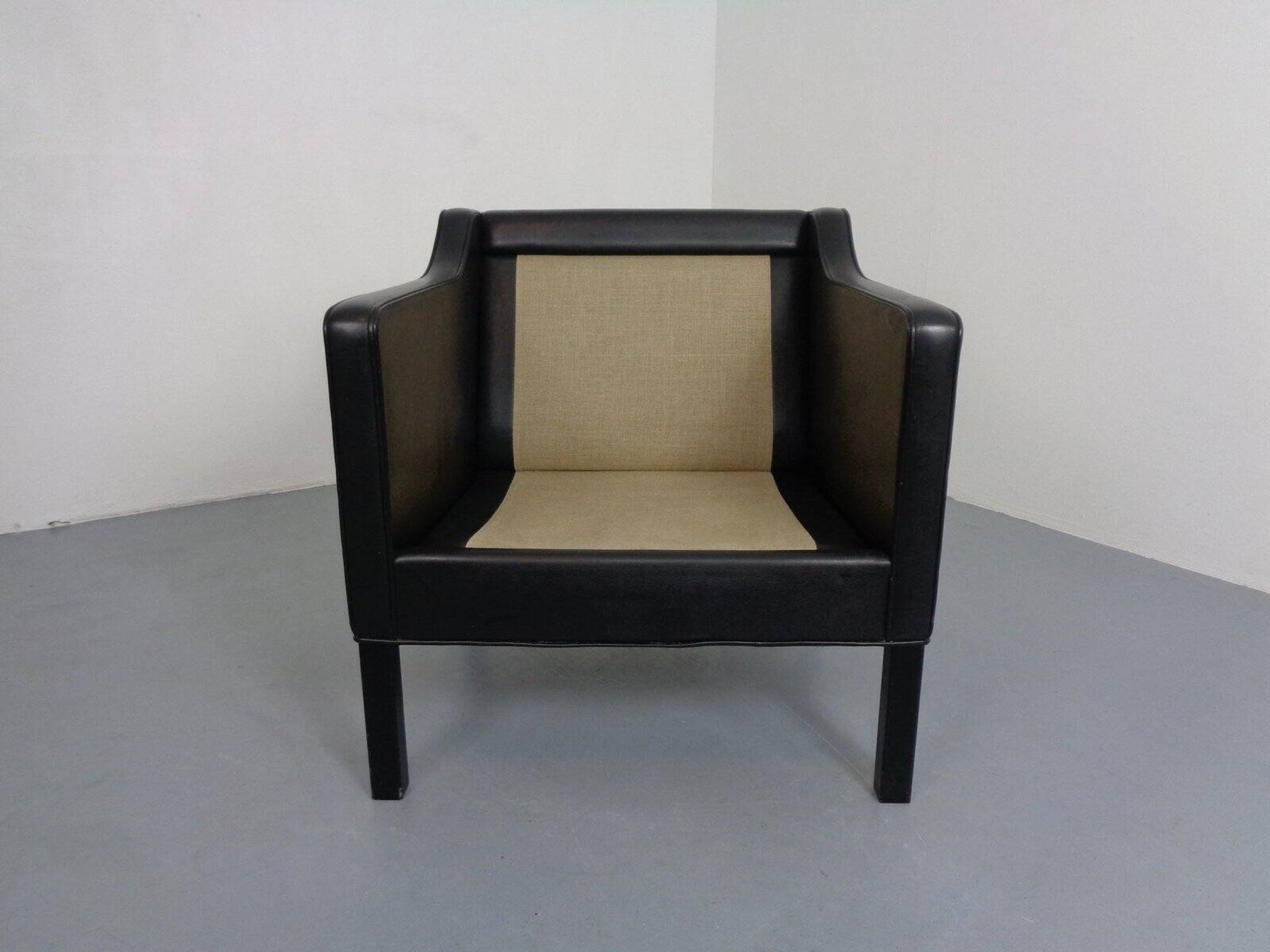2321 Leather Armchair by Børge Mogensen for AS Fredericia Stolefabrik, Denmark, 1960s