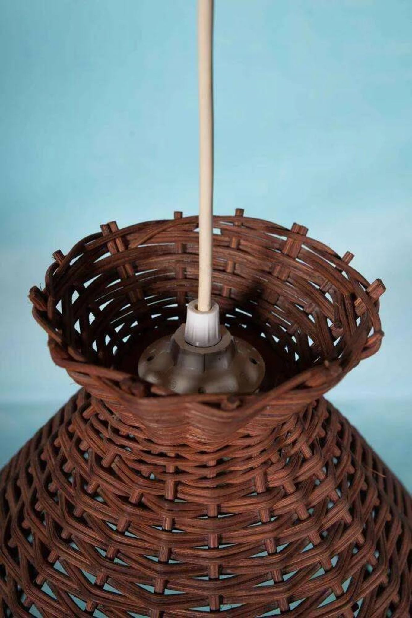 Bohemian suspension from the sixties, woven vintage lampshade.