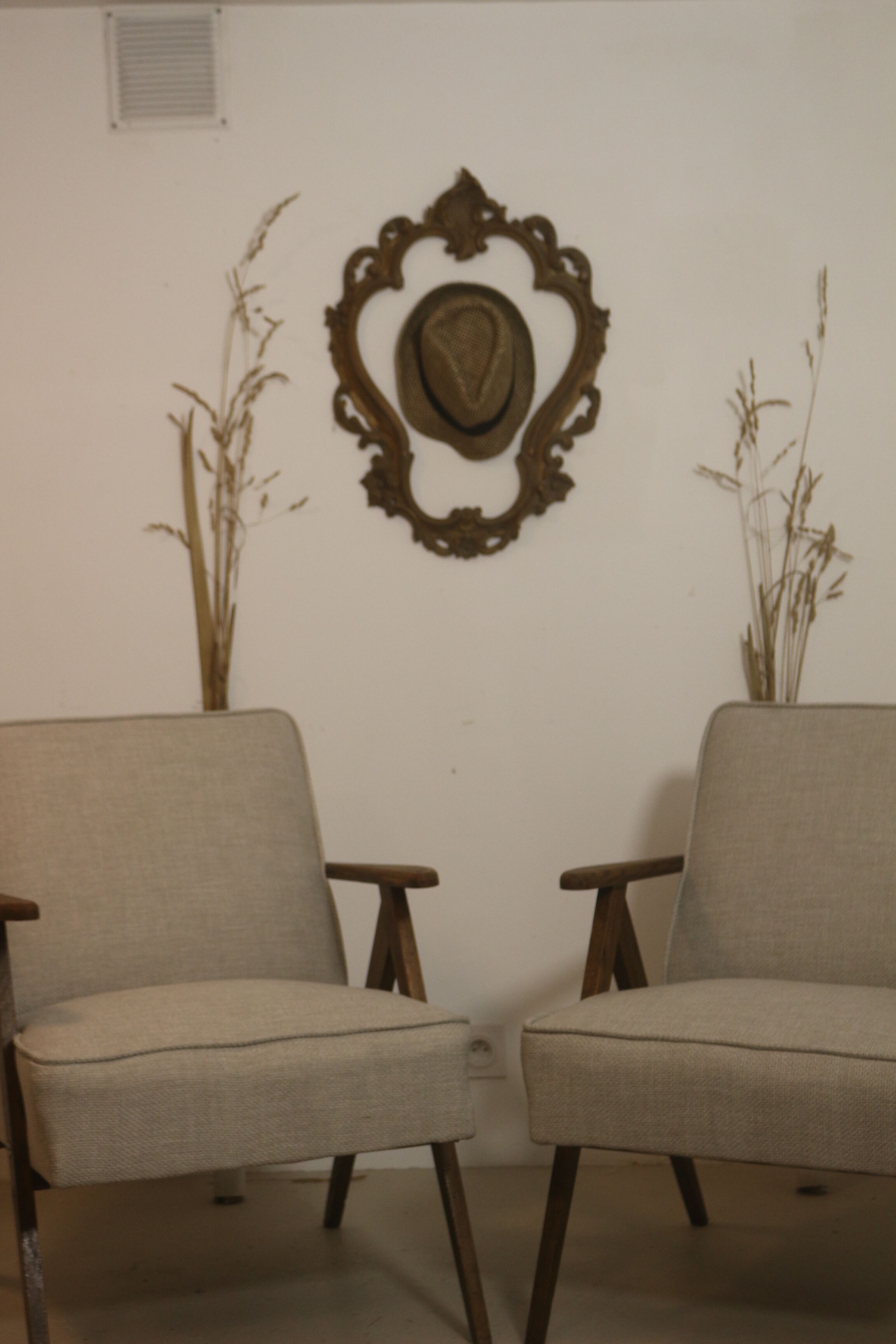 Pair of vintage armchairs design year 60 in oak