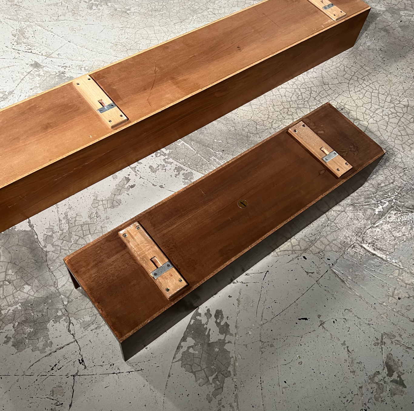 Wall shelf by Walter Wirz for Wilhelm Renz, 60s. Rosewood