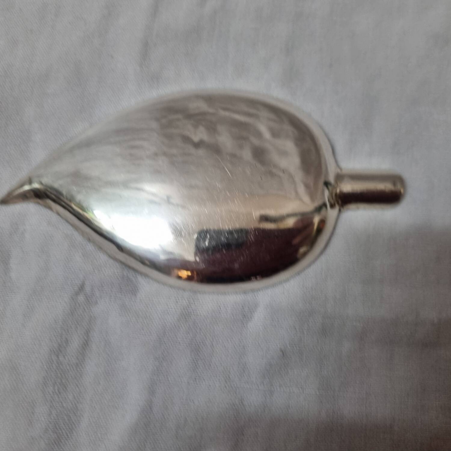 Individual table ashtray