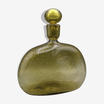 Cognac decanter in bubbled blown glass