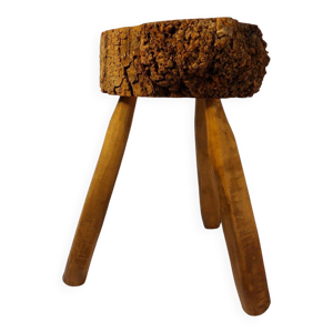 Tabouret tripode brutaliste