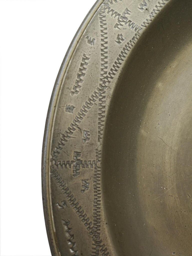 Dish with coat of arms, 18th century