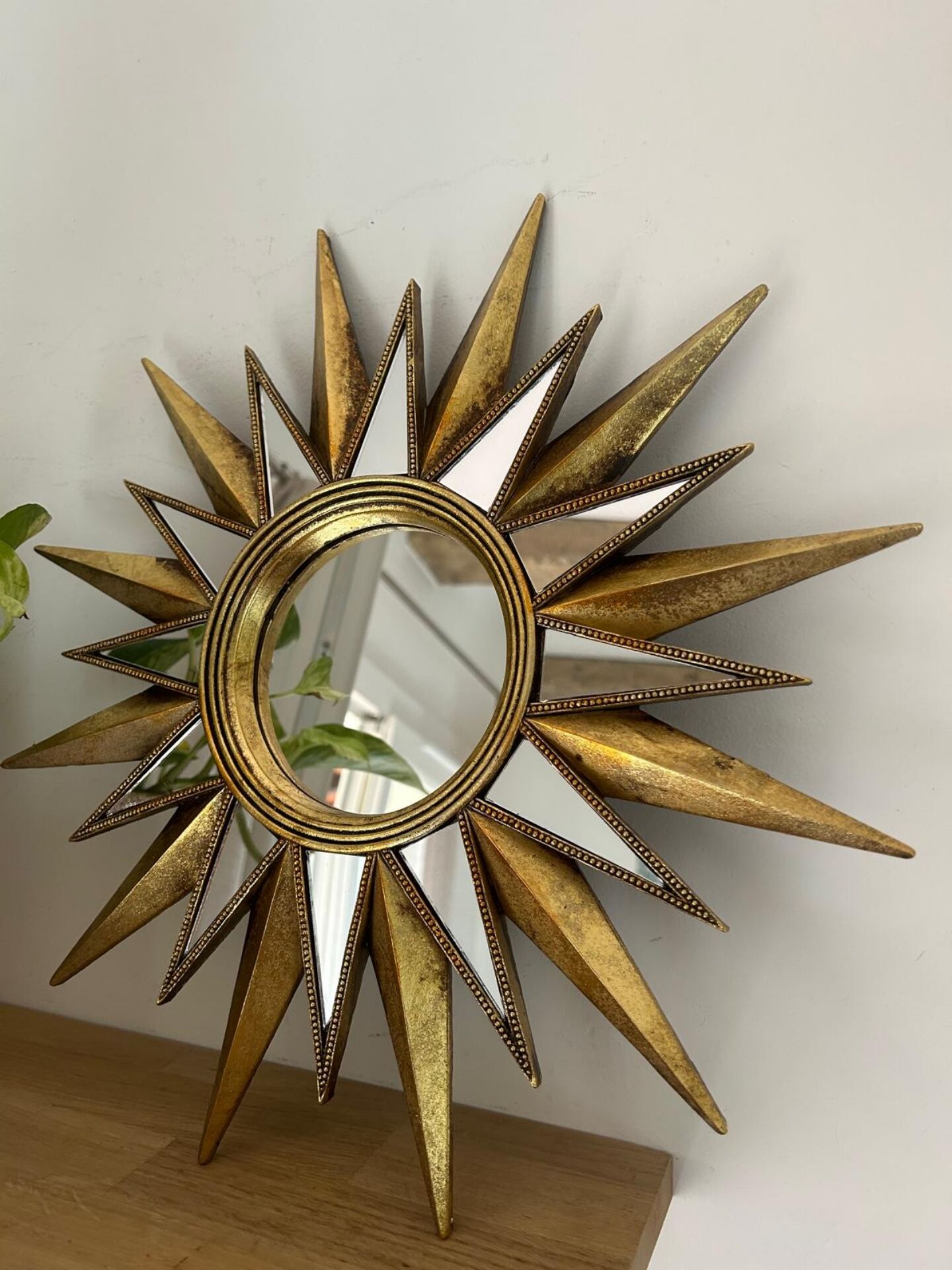 Grande étoile décorative avec miroir mural