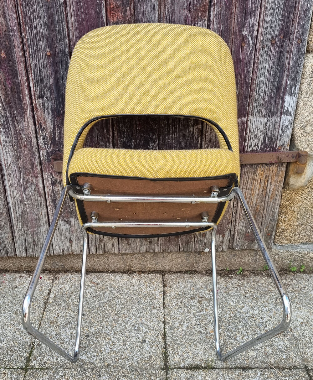Pair of vintage conference chairs 70s