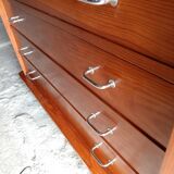 Vintage chest of drawers