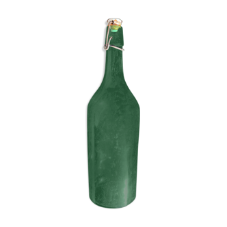 Glass bottle