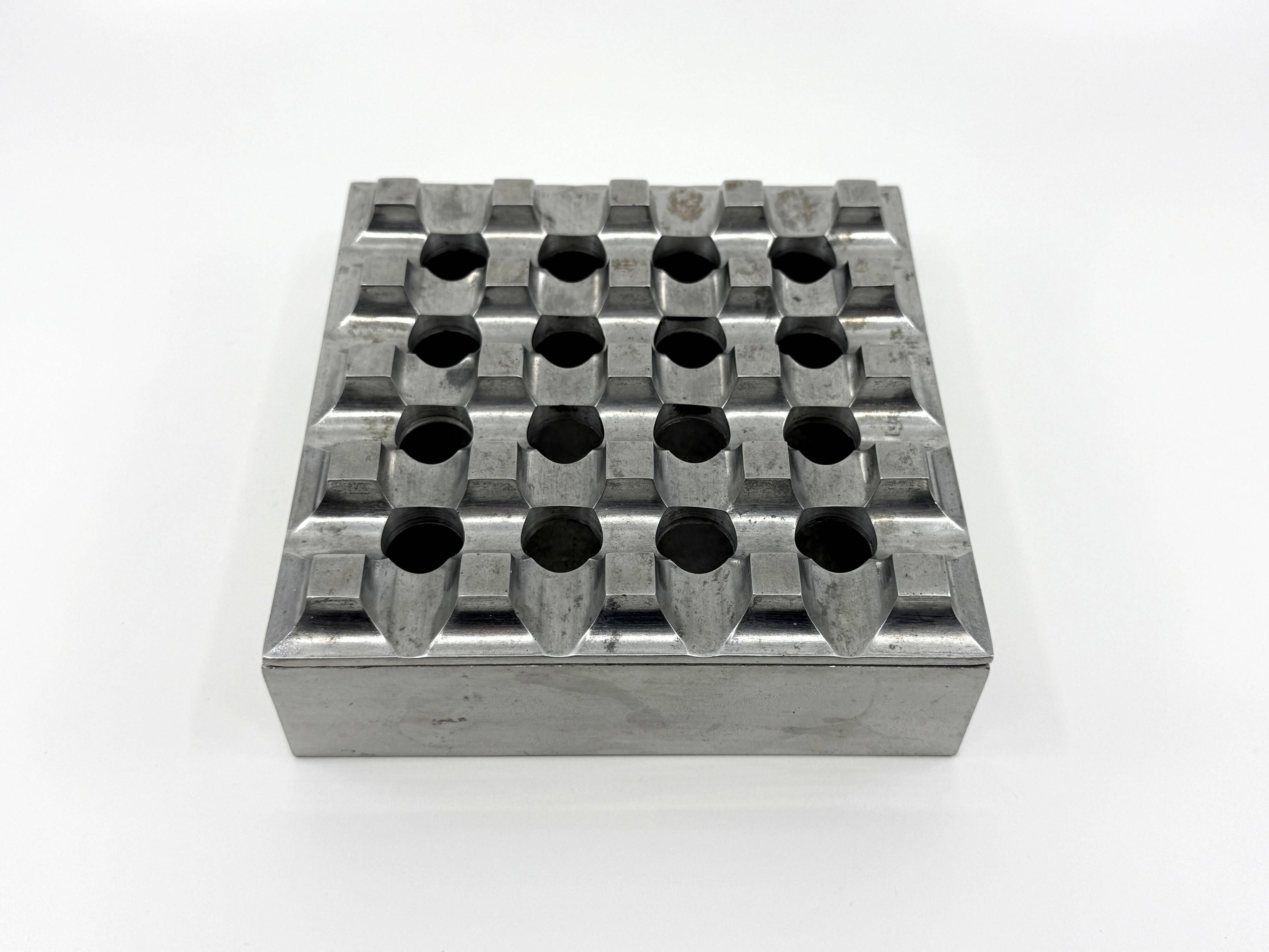 Ultima Ashtray 15 • Design by Ljungberg & Bäckström • 1960-70 • signed BL