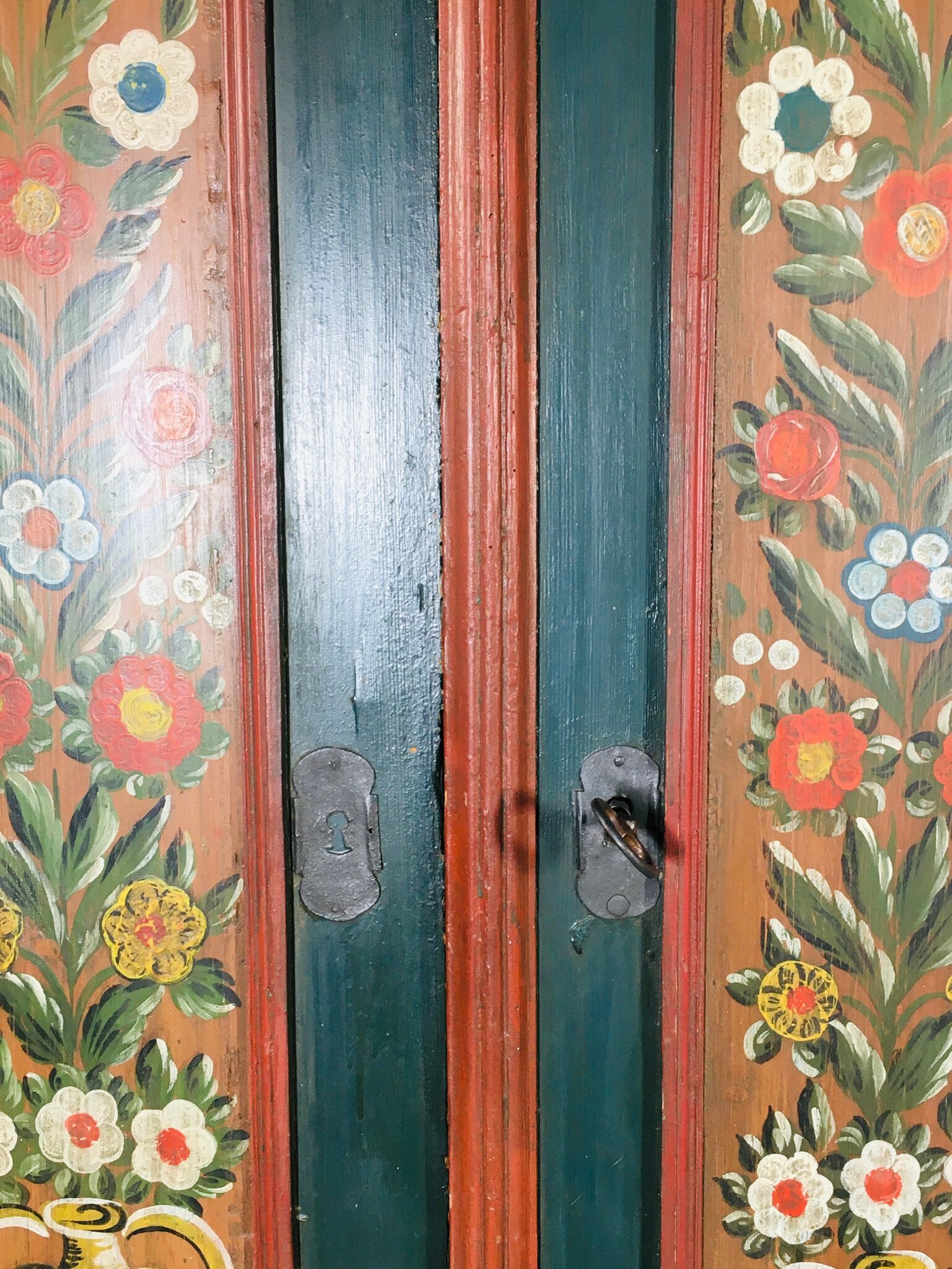 Painted Bavarian wardrobe, Germany 19th's