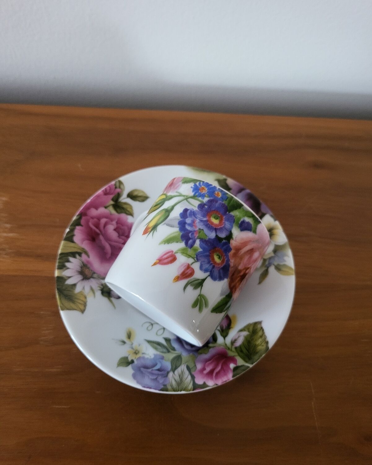 Porcelain Coffee Cup Bill Goldsmith Limoges "Victoria"