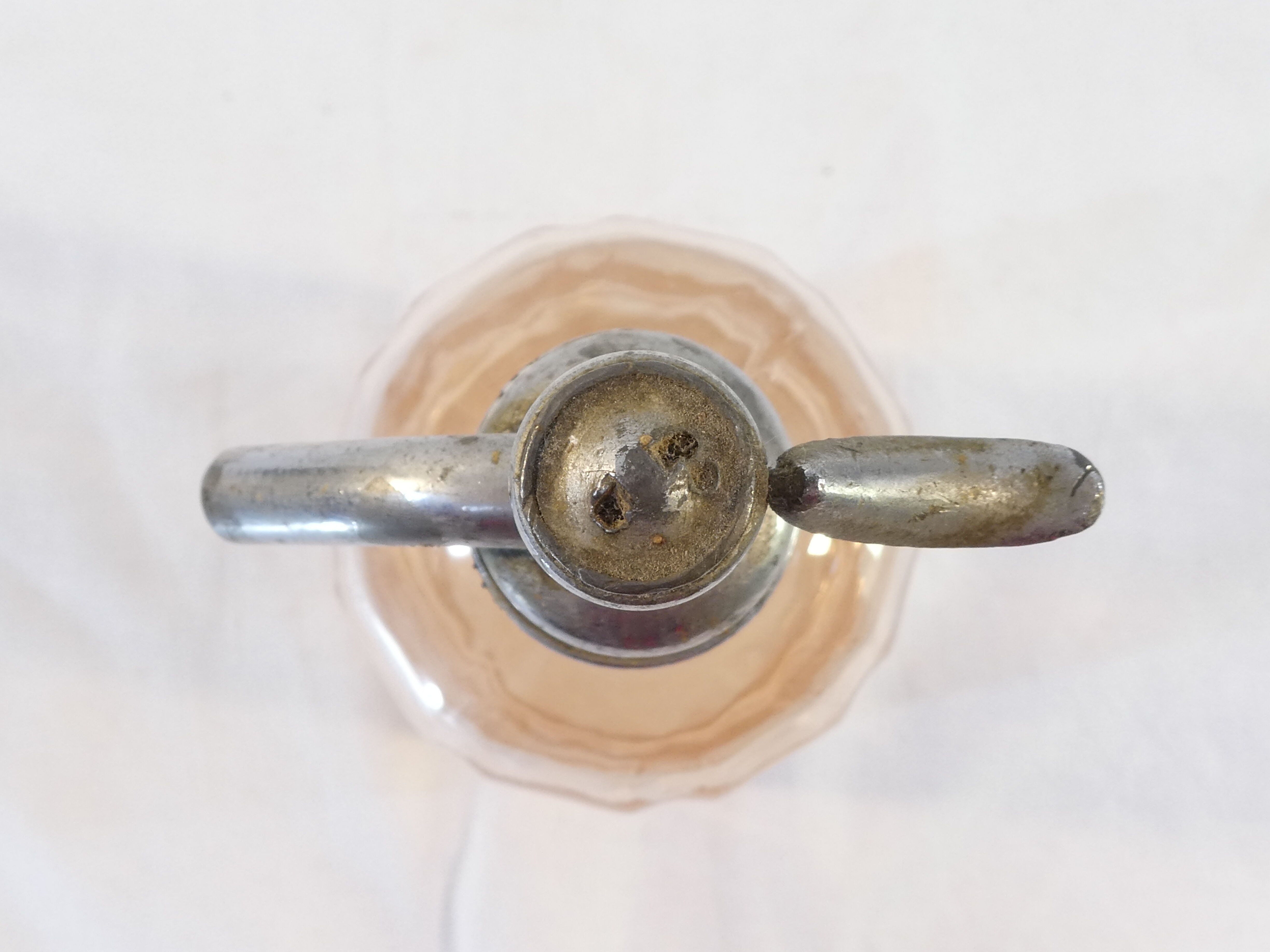 Ancien siphon de bistrot eau de seltz rose saumon grande limonade de vichy