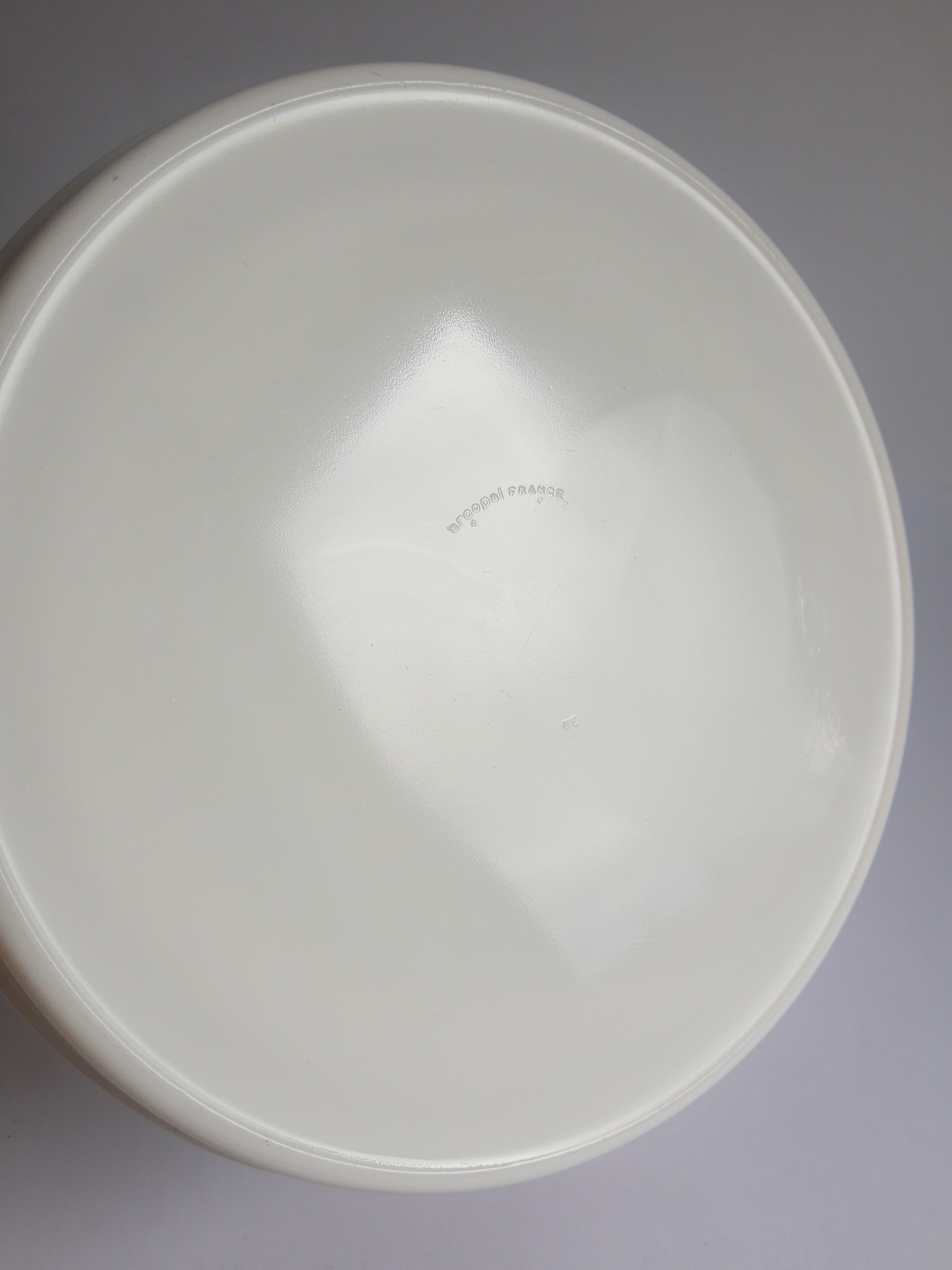 Salad bowl opaline arcopal scania vintage flowers 70s