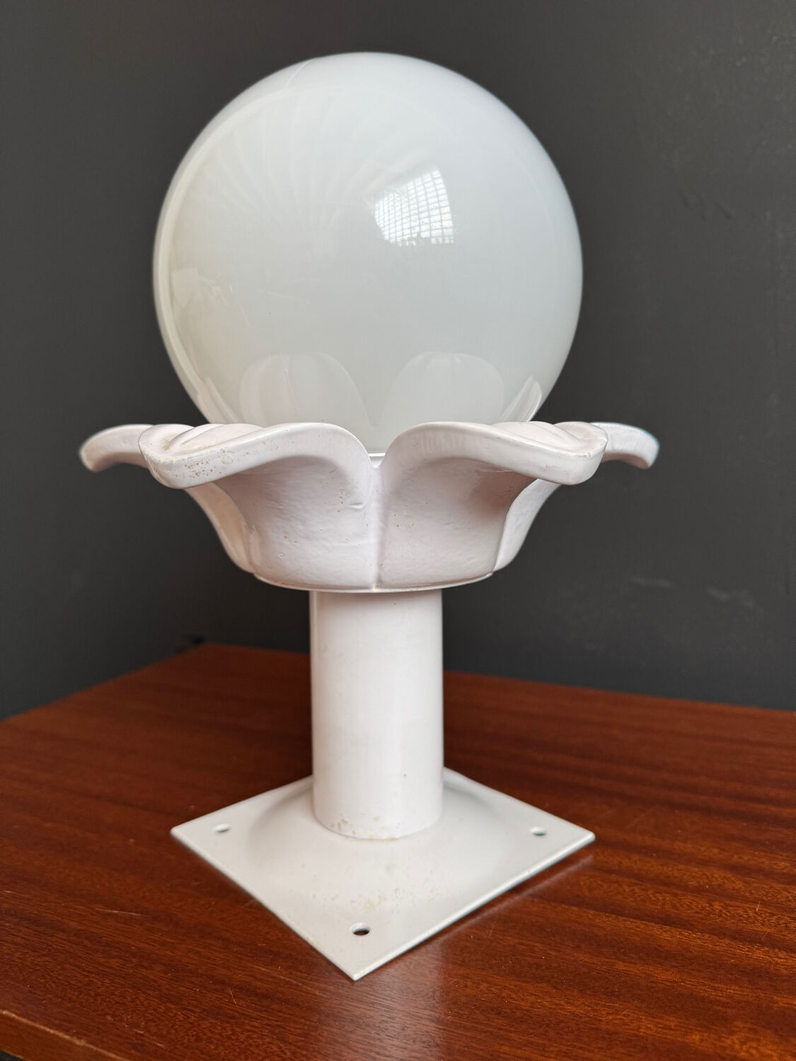 Opaline palm tree ceiling light from the 1980s.