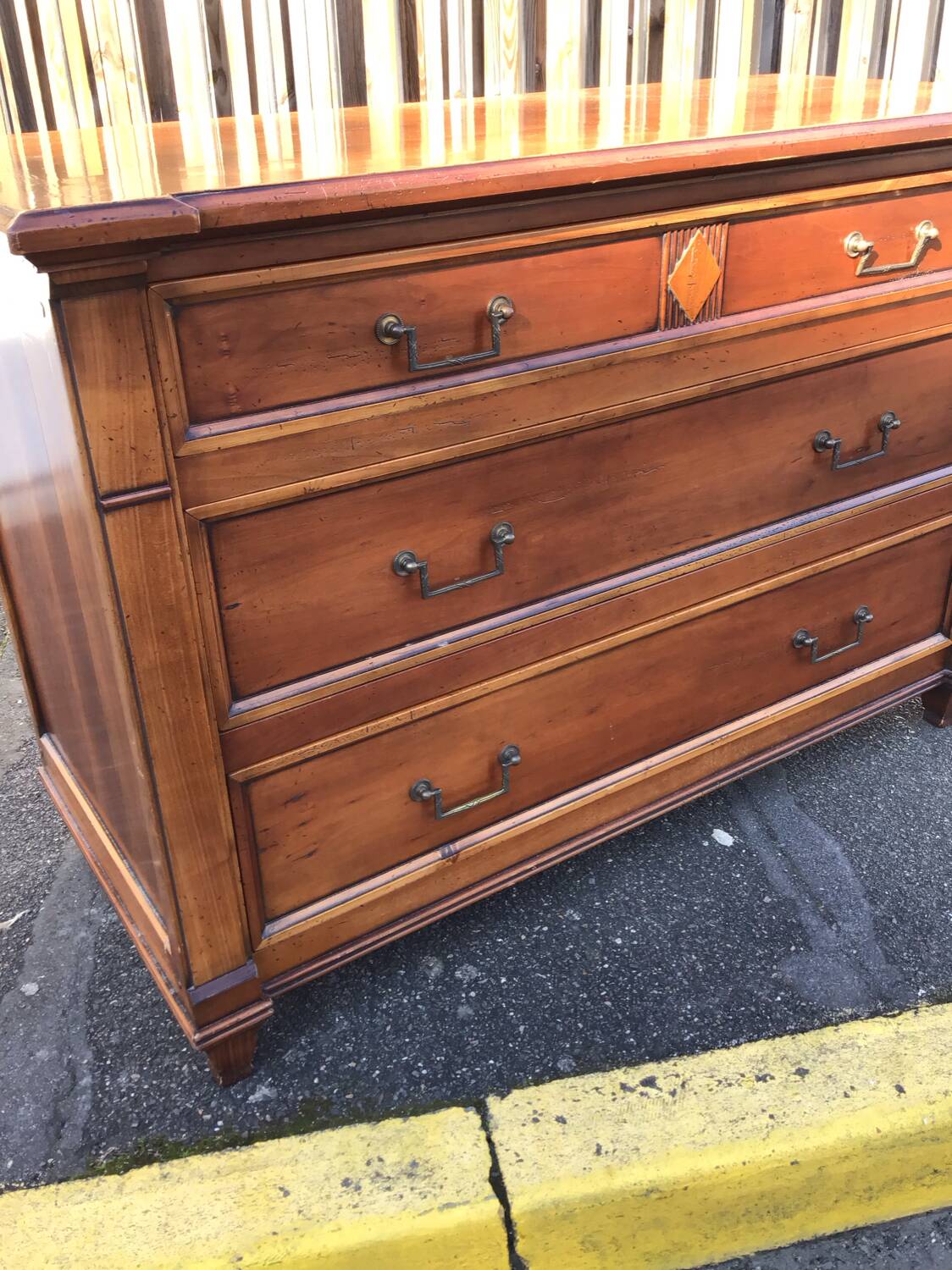 Commode roche bobois en bois massif patine