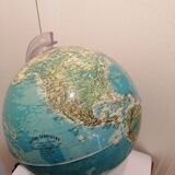 Luminous earth globe