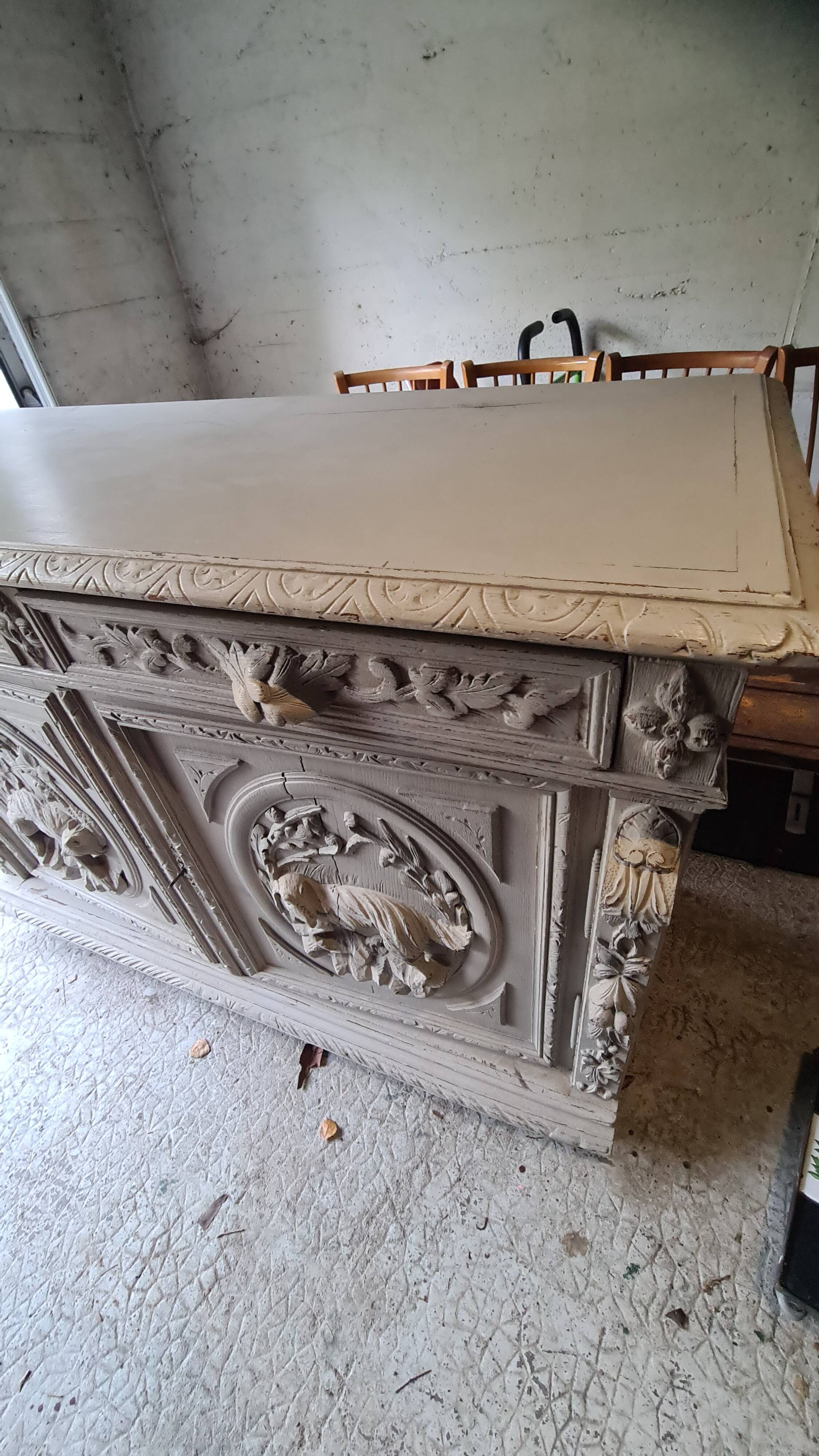 Old hunting buffet with original beige patina / hunting furniture