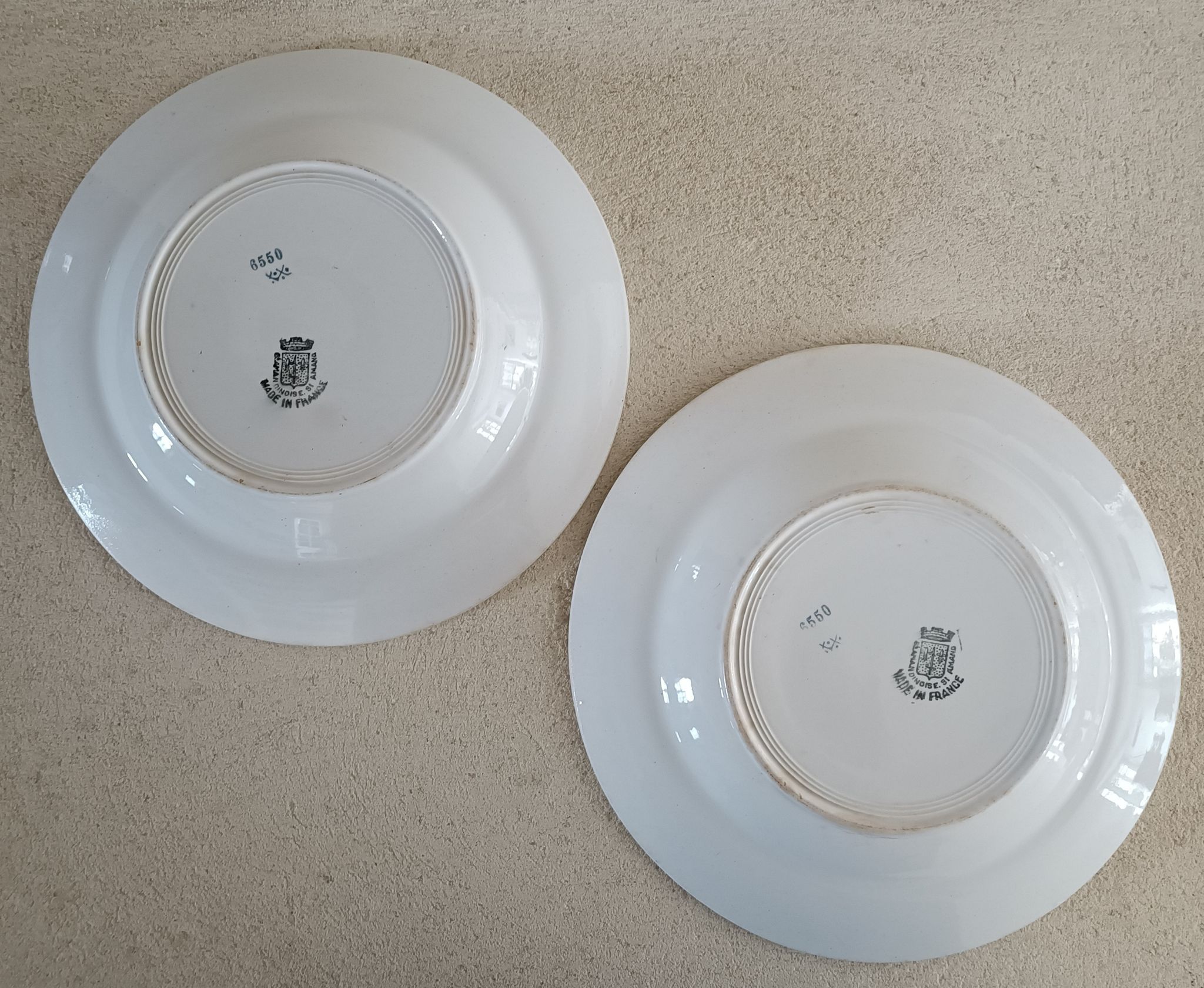 2 hollow plates Société amandinoise