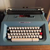 Olivetti typewriter, model Studio 46