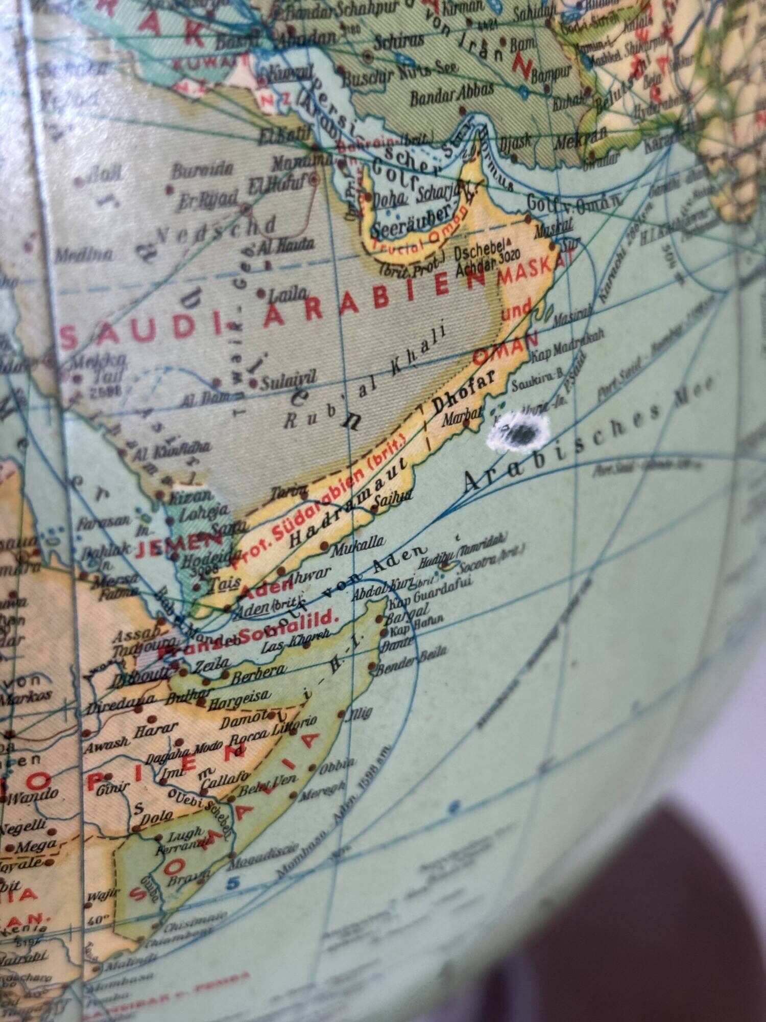 Vintage 1960 terrestrial globe JRO Verlag world map German - 35 cm
