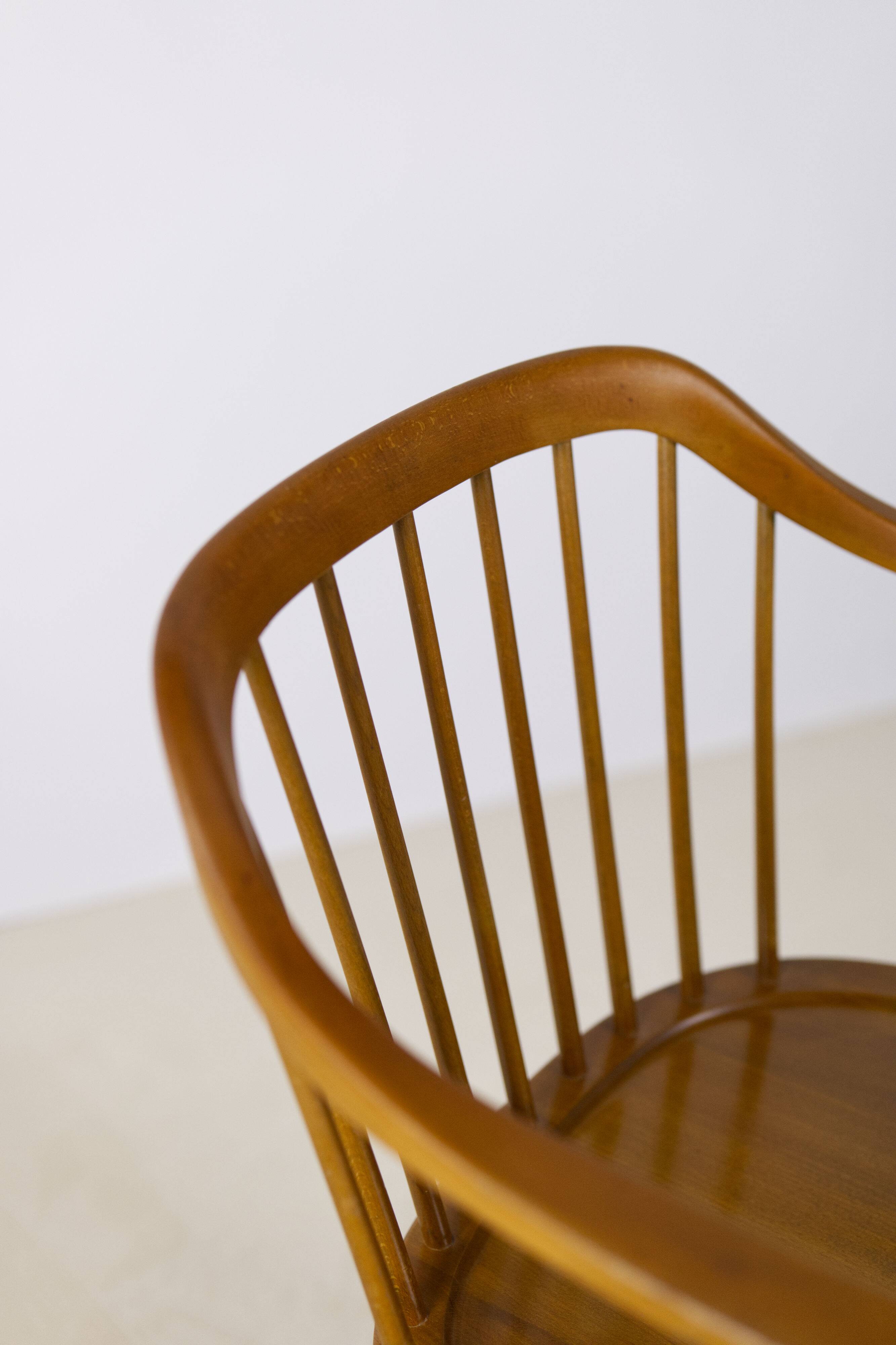 Spindle back armchair by Axel O. Larsen, Model 1776 FH, Denmark, 1940s