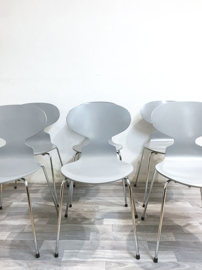 Suite of 6 chairs "ant" Jacobsen, ed. Fritz Hansen 2002
