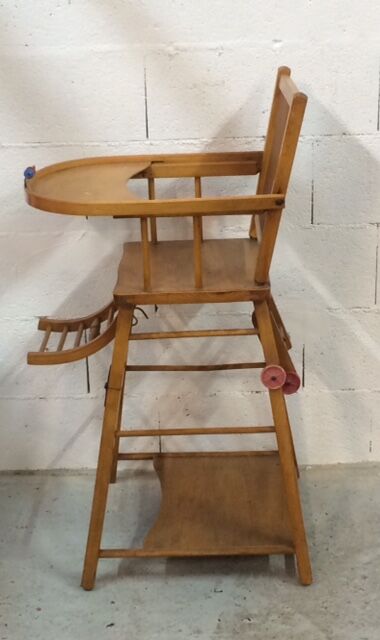 Chaise haute en bois